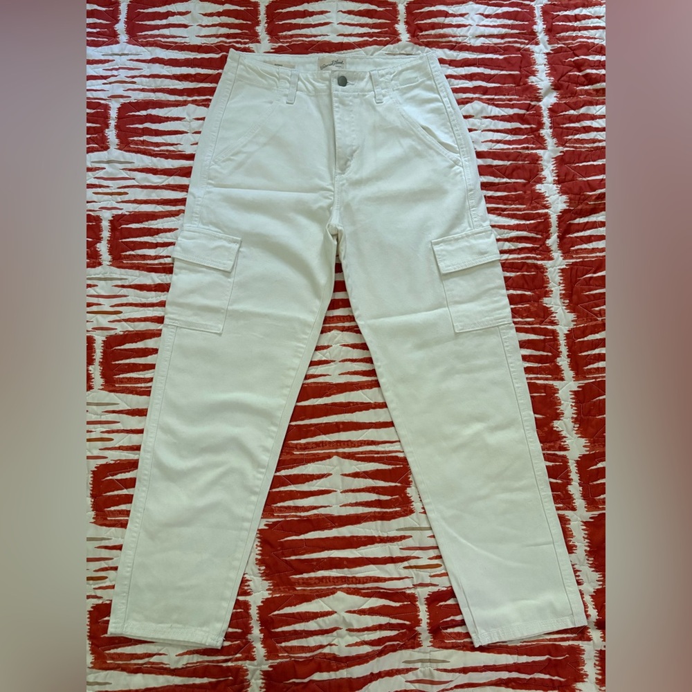 Universal Thread Off-White Cargo Pants